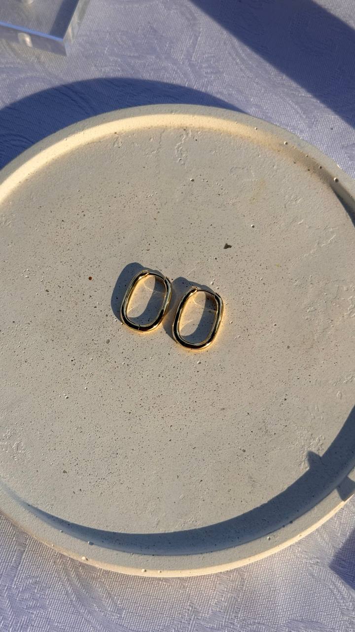 Bell L Earrings - Gold