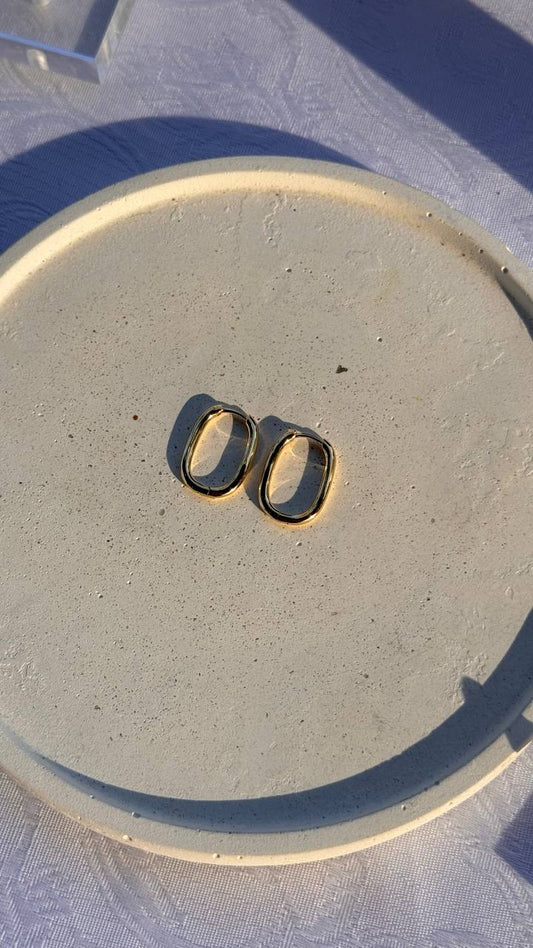 Bell L Earrings - Gold
