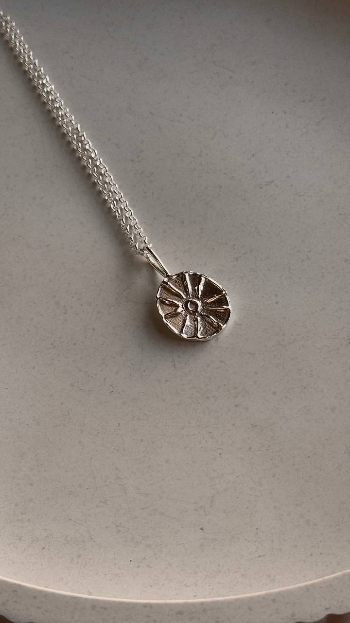 Mini Sunny Necklace
