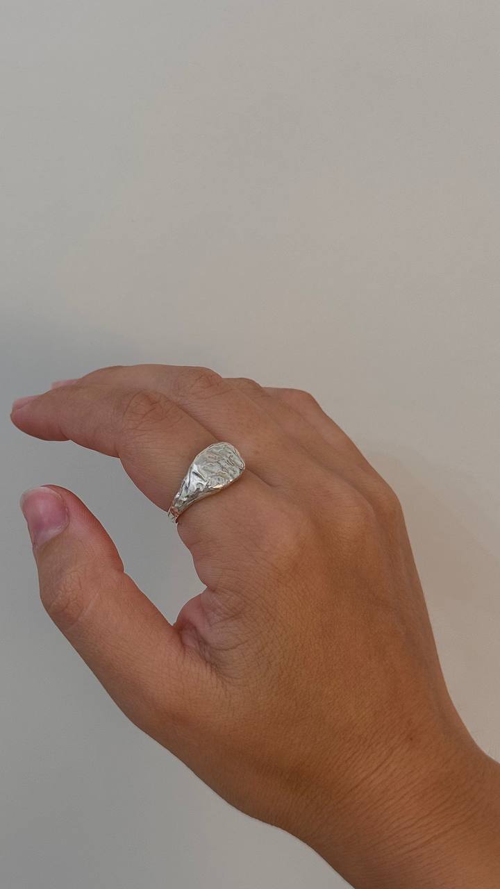 Meyran Ring