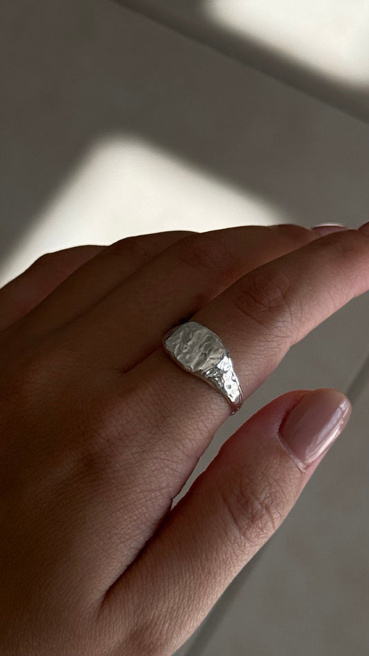 Meyran Ring