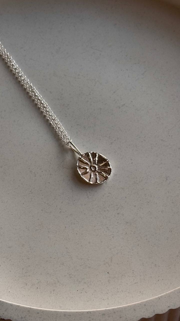 Mini Sunny Necklace