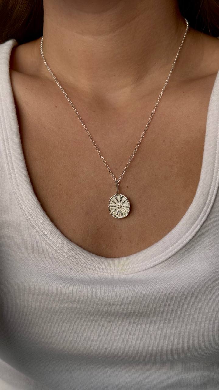 Mini Sunny Necklace