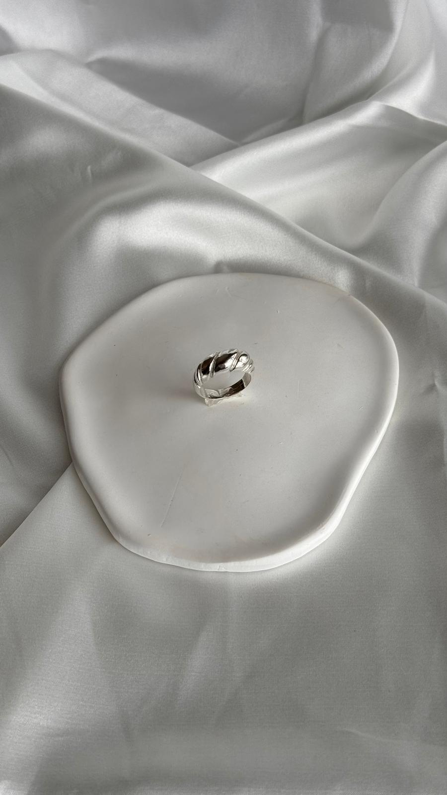 Monica Ring