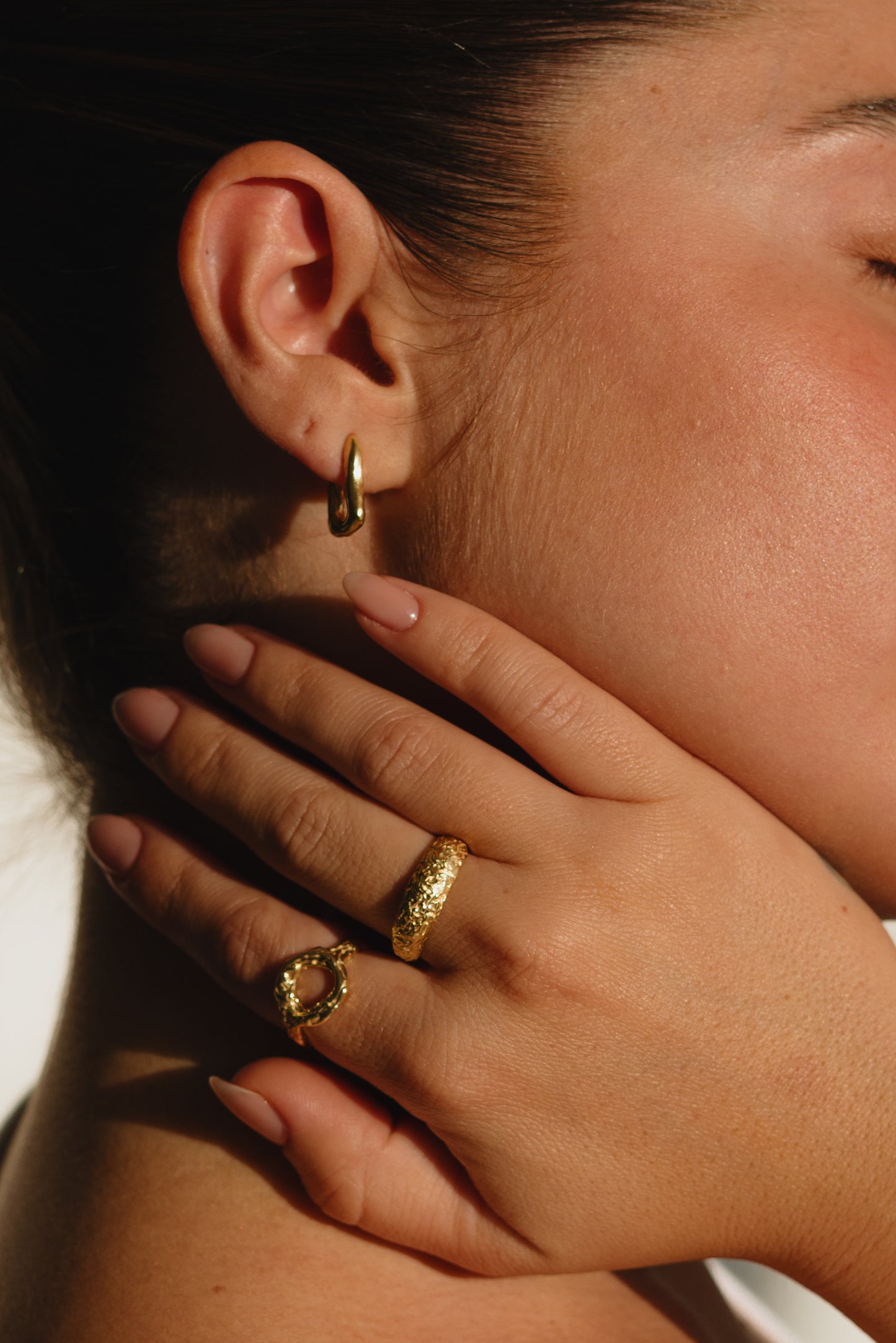 Melani Mini Earrings - Gold